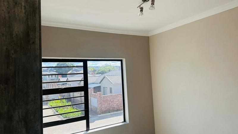 3 Bedroom Property for Sale in Waterval East North West